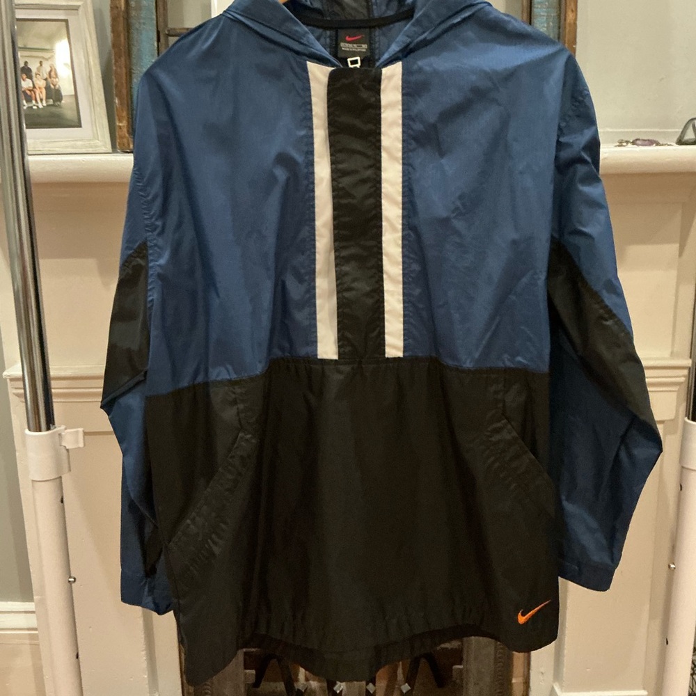 Nike Men's Blue and Black Windbreaker with White Accents Vintage Find